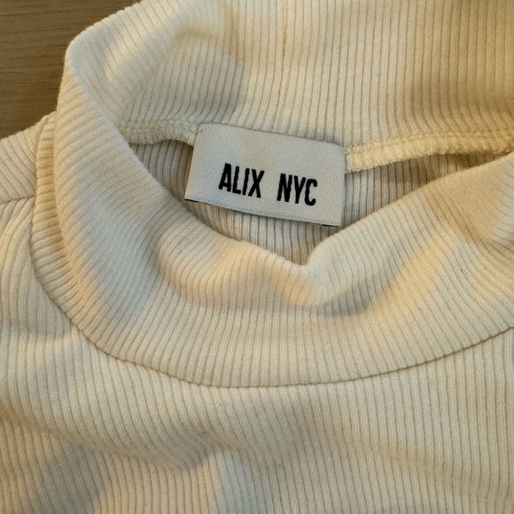 Alix NYC off white mock neck crop top Size Small - Picture 3 of 4